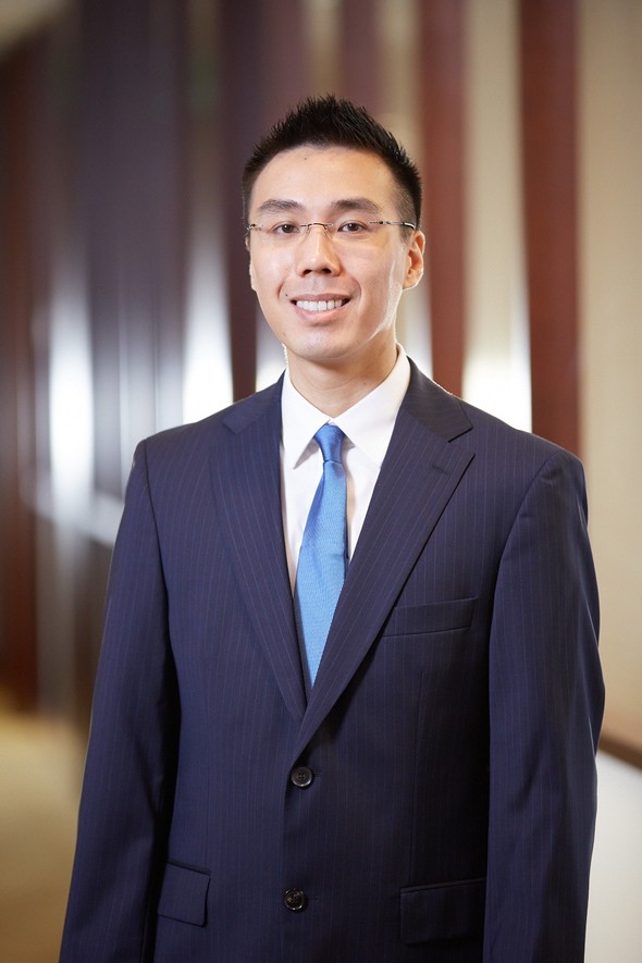 Honolulu Hawaii Financial Advisor, John Ark, Vice President/Investments